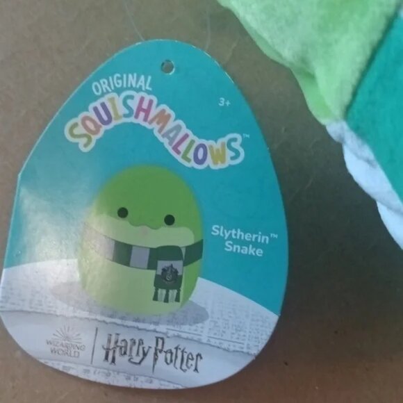 NWT Slytherin house original squishmallow 10 inch size plus free water bottle - Picture 10 of 16